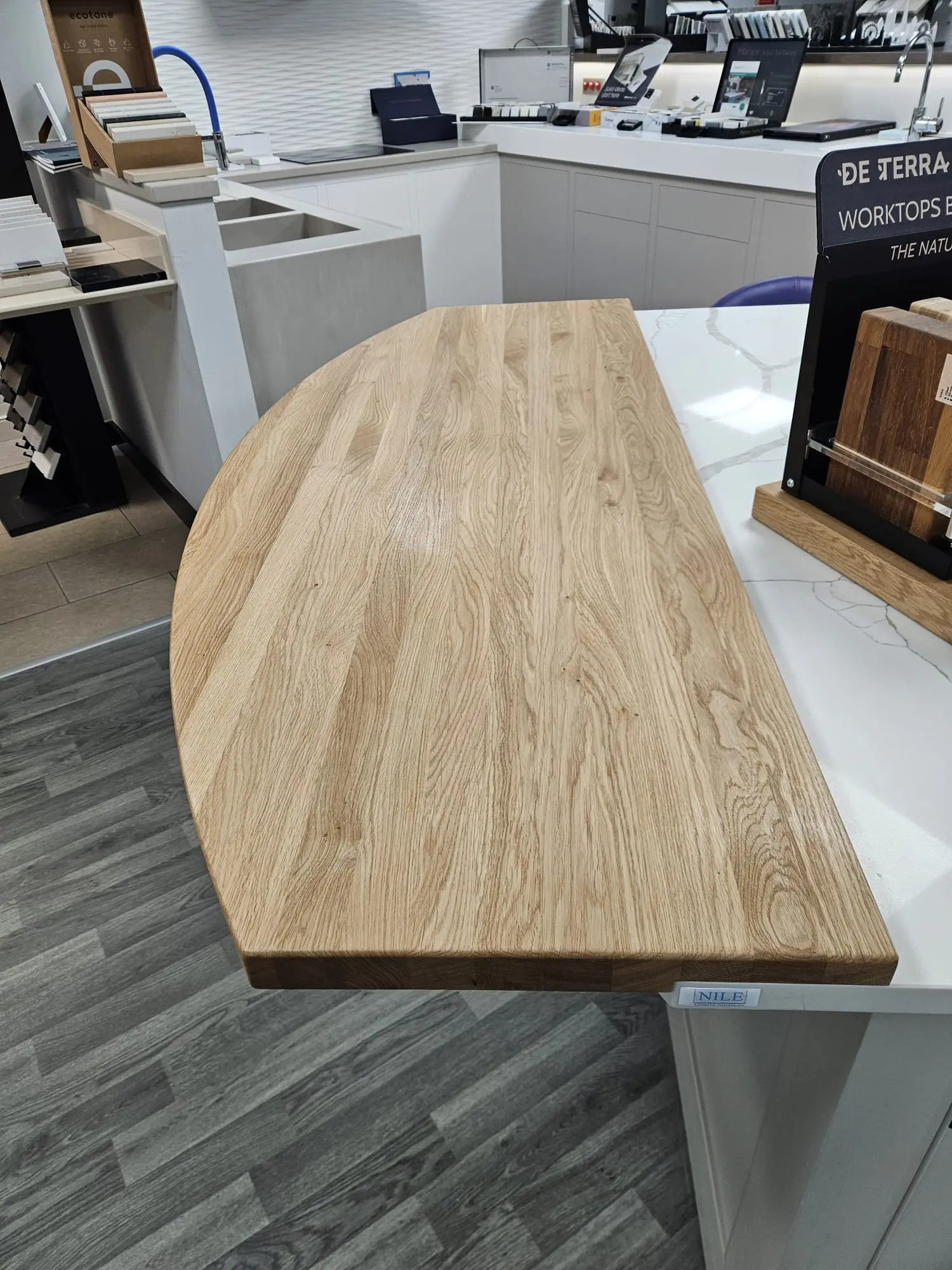 De Terra wood worktop with natural finish