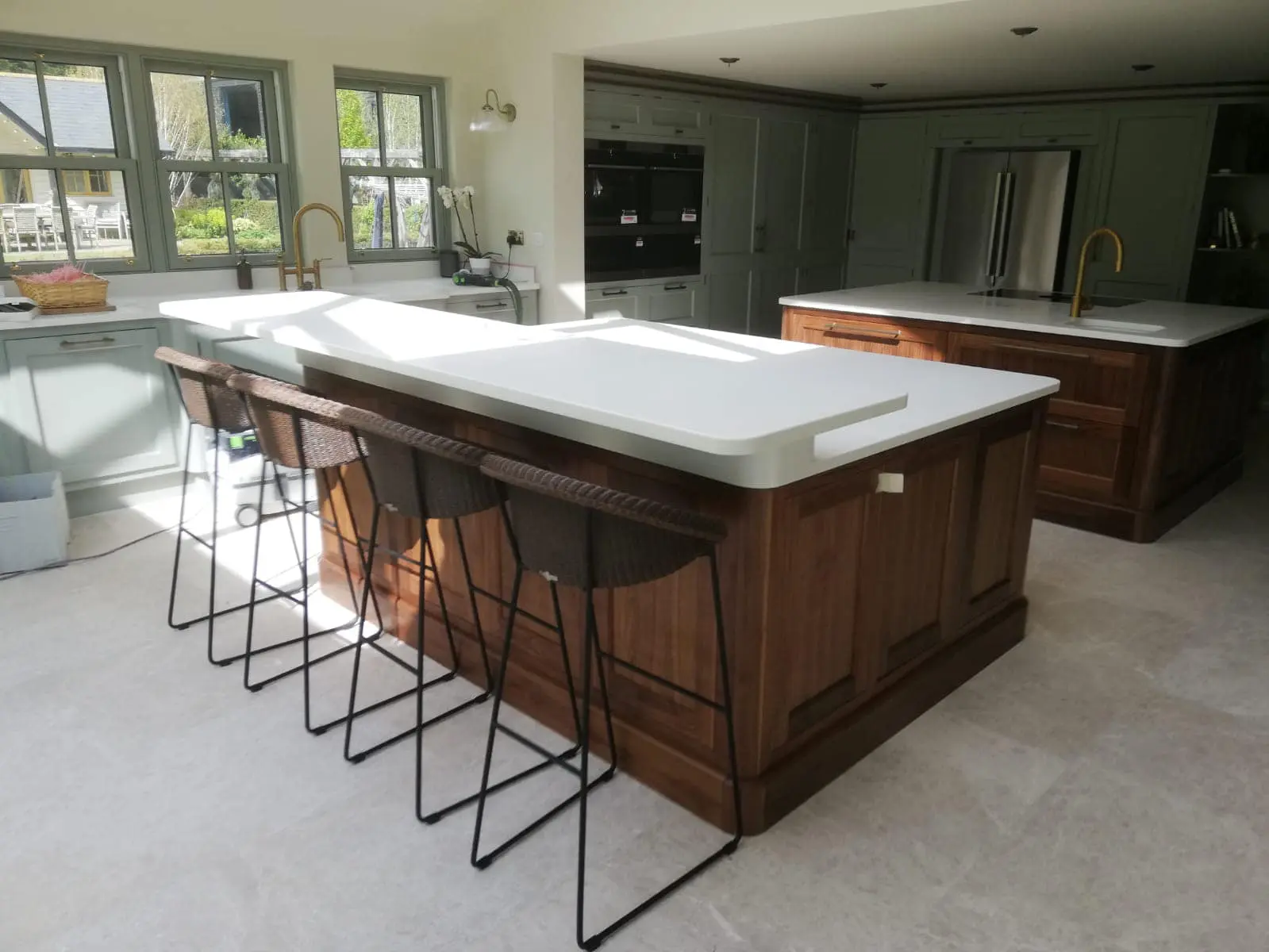 Marble breakfast bar